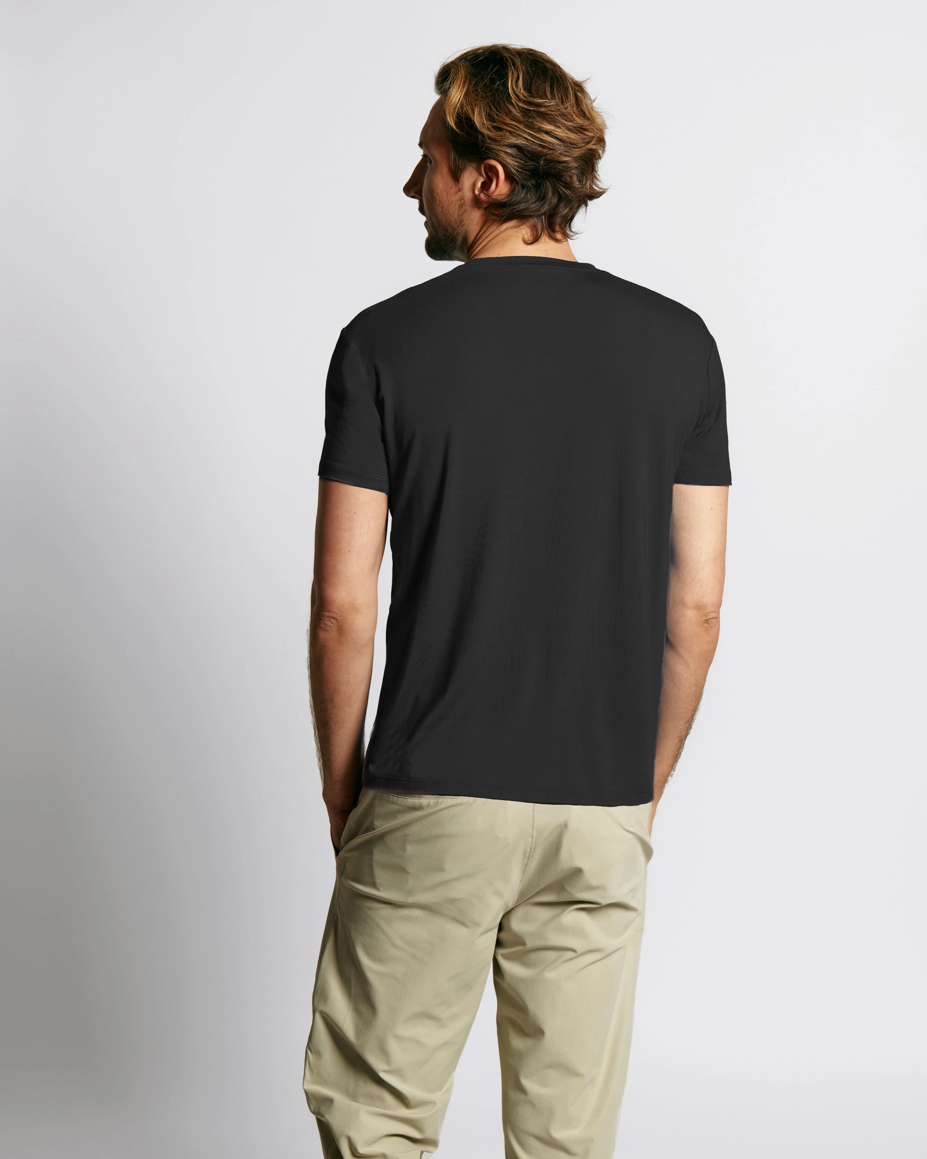 Sweat Defender Henley - Black - Image 4